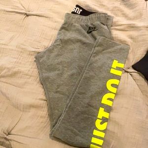 Nike leggings